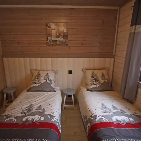 Les Volets Rouges Feriehus