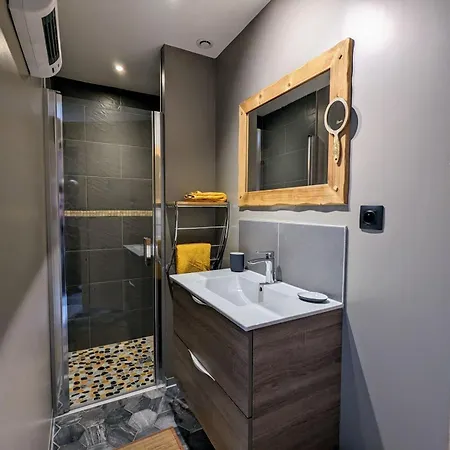 Feriehus Les Volets Rouges *