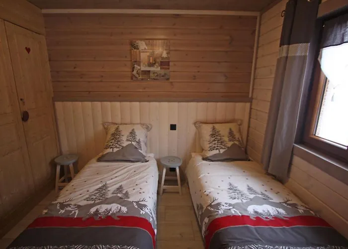 Les Volets Rouges Holiday home